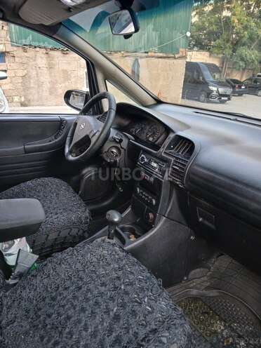 Opel Zafira 2004, 283,000 km - 2.2 l - Bakı