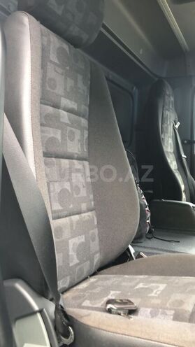 Mercedes Atego 1218 2010, 450,000 km - 4.3 l - Salyan