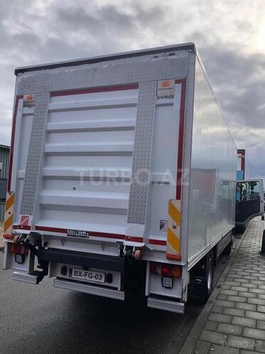 Mercedes Atego 1218 2010, 450,000 km - 4.3 l - Salyan