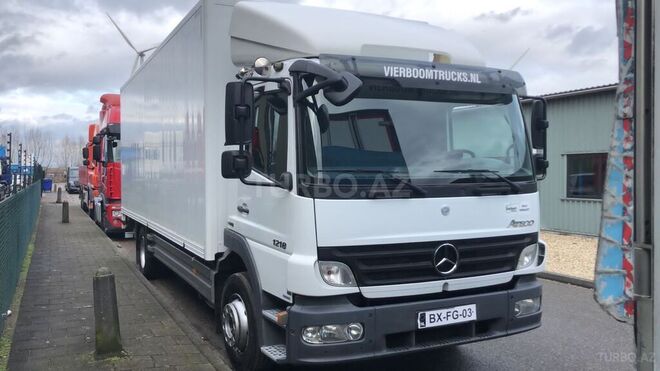 Mercedes Atego 1218 2010, 450,000 km - 4.3 l - Salyan