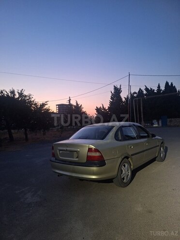 Opel Vectra 1996, 354,287 km - 2.0 l - Bakı