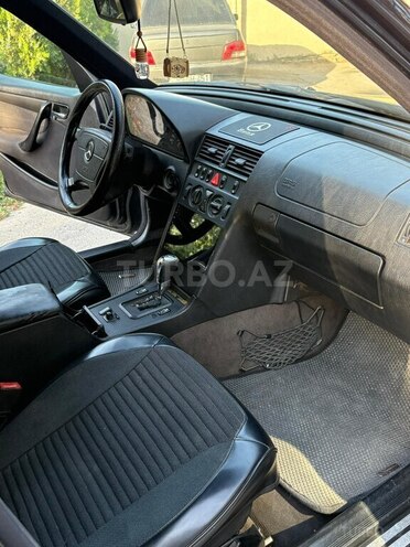 Mercedes C 200 2000, 375,000 km - 2.0 l - Bakı