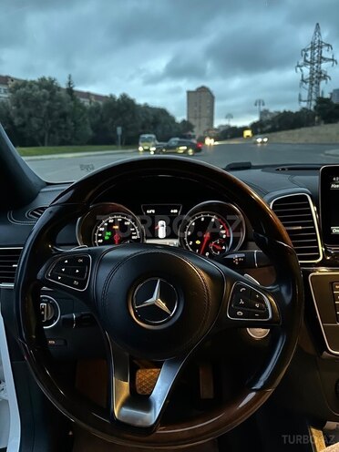 Mercedes GLS 450 4MATIC 2018, 145,000 km - 3.0 l - Bakı
