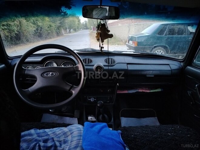 LADA (VAZ) 2106 1997, 35,000 km - 1.6 l - Ucar