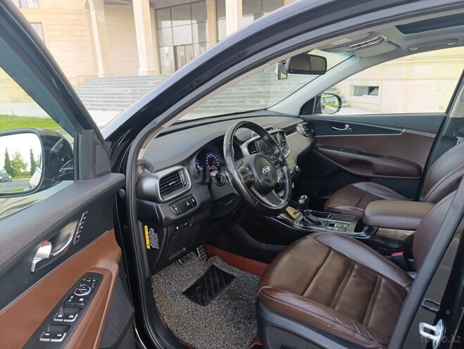 Kia Sorento-15