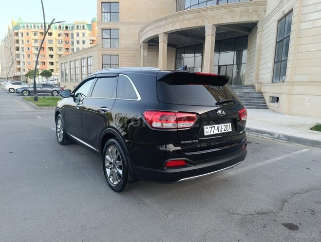 Kia Sorento-7
