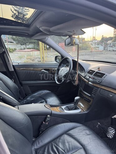 Mercedes E 220 d 2004, 467,000 km - 2.2 л - Bakı