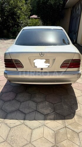 Mercedes E 220 d 1999, 507,000 km - 2.2 l - Bakı