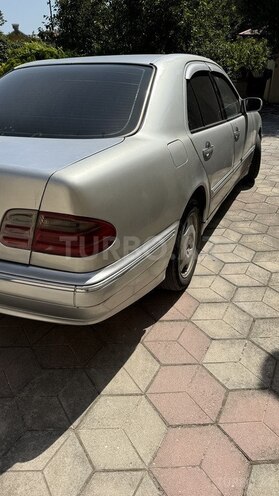 Mercedes E 220 d 1999, 507,000 km - 2.2 l - Bakı