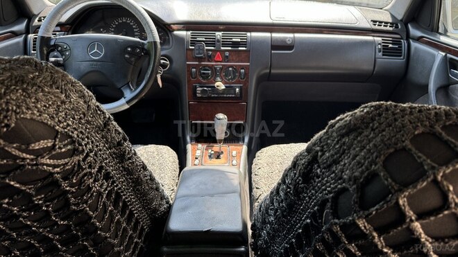 Mercedes E 220 d 1999, 507,000 km - 2.2 l - Bakı