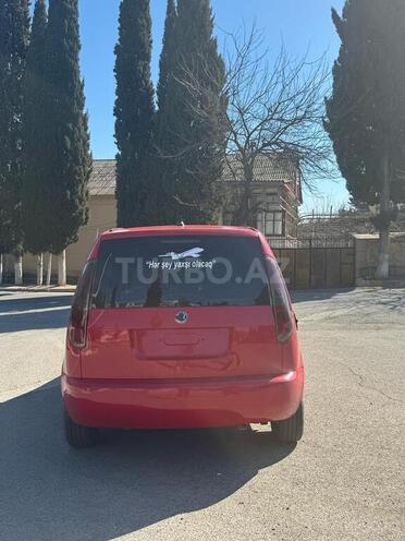 Skoda Roomster 2011, 300,000 km - 1.4 l - Bakı