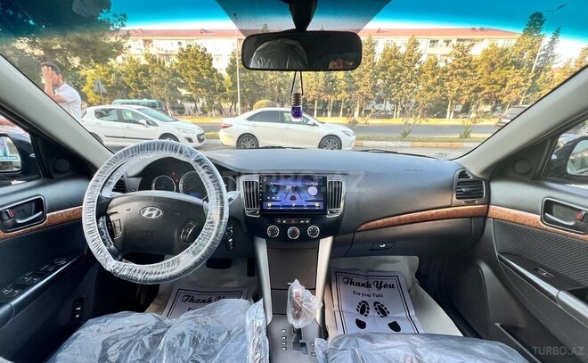 Hyundai Sonata-8