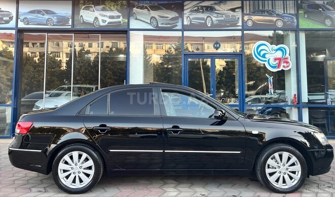 Hyundai Sonata-10