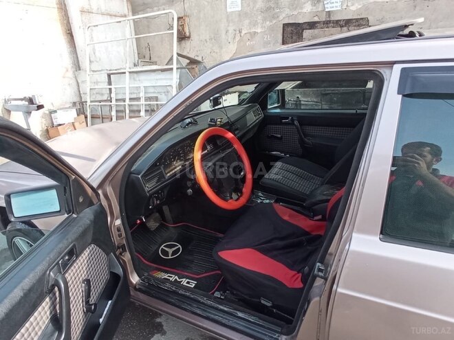 Mercedes 190 1993, 300,000 km - 2.0 l - Bakı