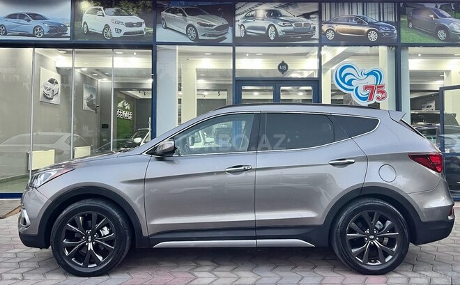 Hyundai Santa Fe-15