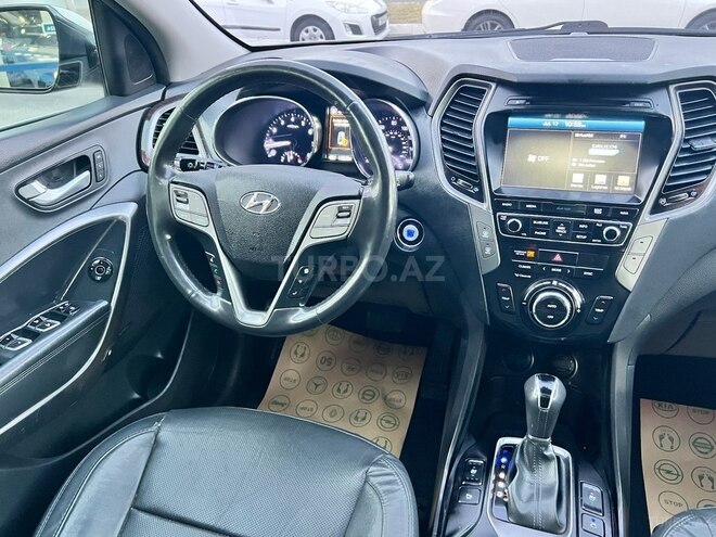 Hyundai Santa Fe-10