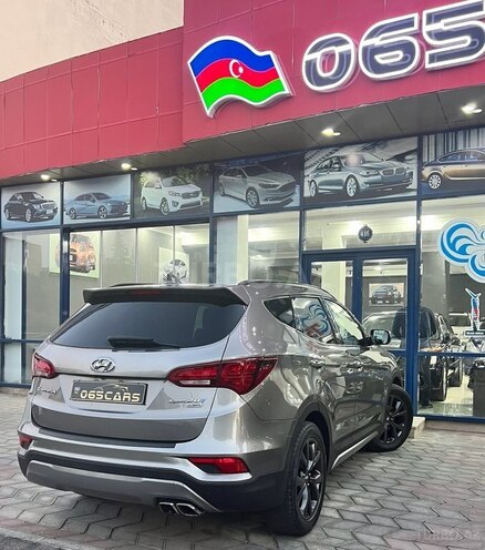 Hyundai Santa Fe-19