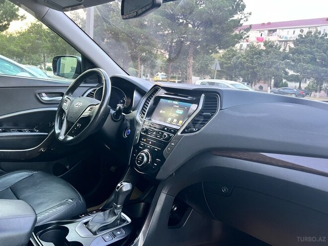 Hyundai Santa Fe-7