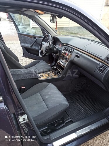 Mercedes E 270 1999, 365,000 km - 2.7 l - Bakı