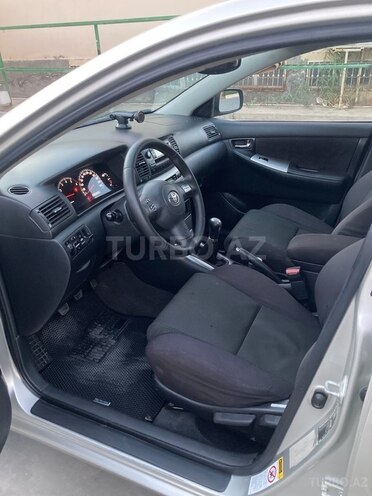 Toyota Corolla 2004, 323,600 km - 1.4 l - Şirvan