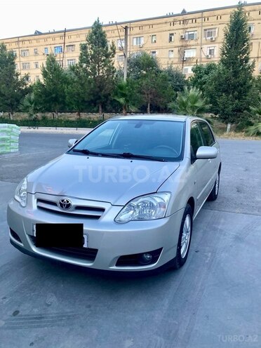 Toyota Corolla 2004, 323,600 km - 1.4 l - Şirvan