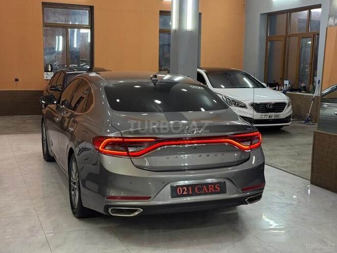 Hyundai Grandeur-4