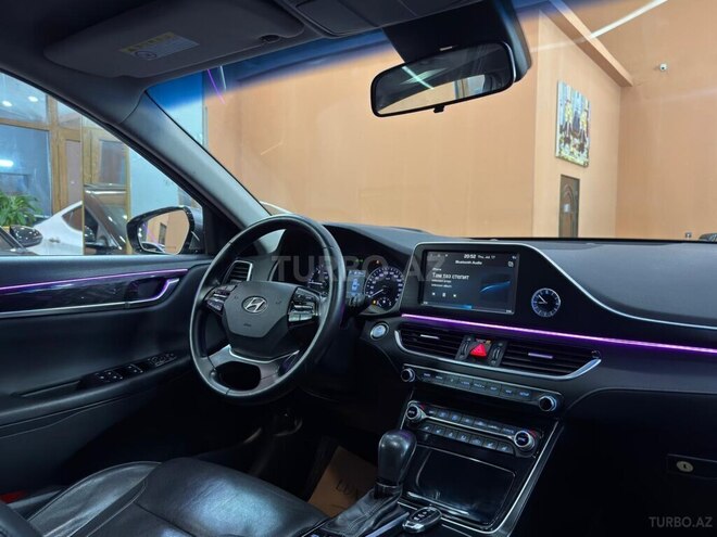 Hyundai Grandeur-23
