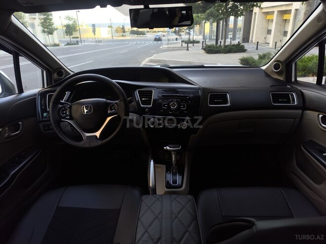 Honda Civic 2013, 260,000 km - 1.5 l - Bakı