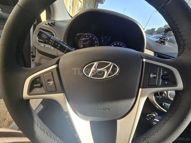 Hyundai Accent 2011, 90,000 km - 1.6 l - Bakı
