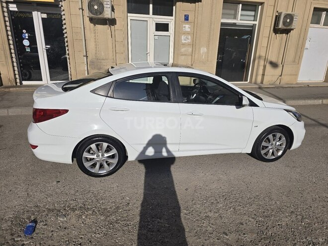 Hyundai Accent 2011, 90,000 km - 1.6 l - Bakı