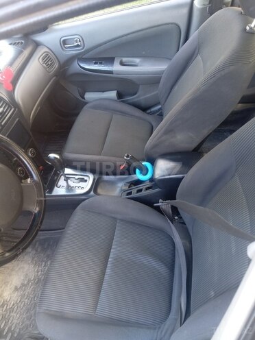 Nissan Sunny 2010, 370,000 km - 1.6 l - Bakı