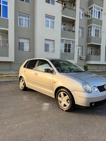 Volkswagen Polo 2004, 280,000 km - 1.4 l - Bakı