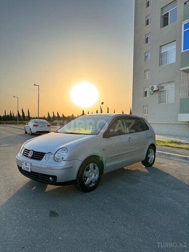 Volkswagen Polo 2004, 280,000 km - 1.4 l - Bakı