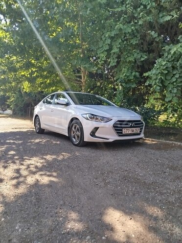 Hyundai Avante 2017, 153,000 km - 1.6 l - Bakı