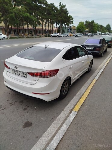 Hyundai Avante 2017, 153,000 km - 1.6 l - Bakı