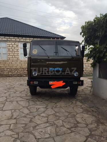 KamAz 55111 1989, 400,000 km - 11.0 l - Qazax