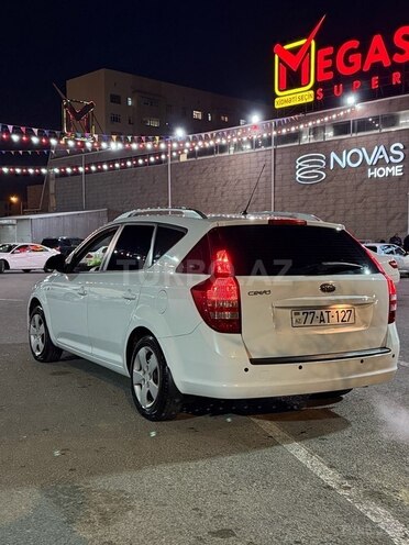 Kia  2008, 200,000 km - 1.4 л - Bakı