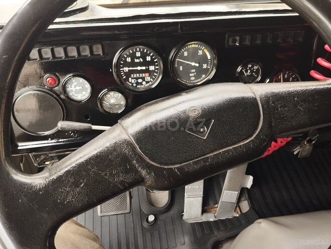 KamAz 55111 1989, 400,000 km - 11.0 l - Qazax