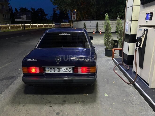 Mercedes 190 1993, 484,000 km - 2.0 l - Astara