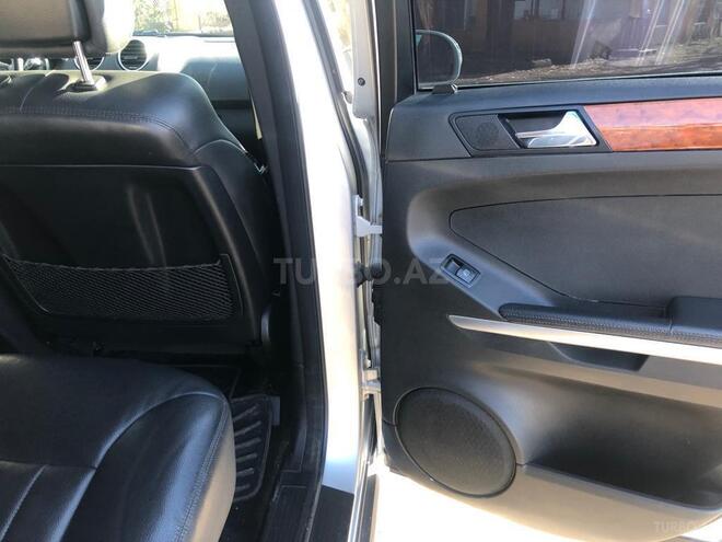 Mercedes ML 350 4MATIC-11
