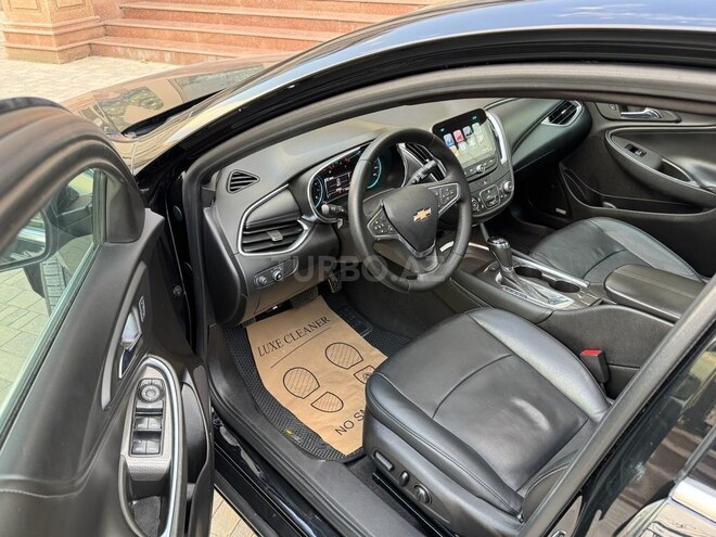 Chevrolet Malibu-13