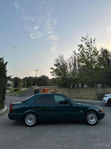 Mercedes C 180 1997, 376,000 km - 1.8 л - Qazax