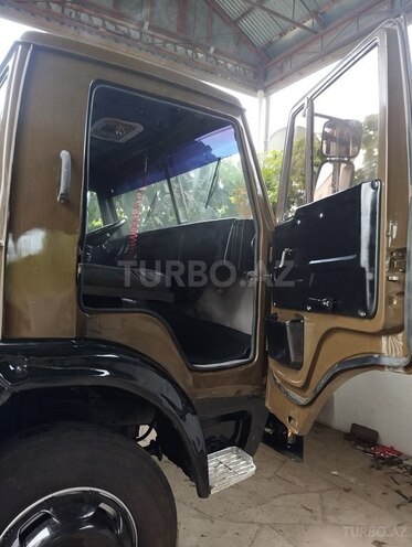 KamAz 55111 1989, 400,000 km - 11.0 l - Qazax