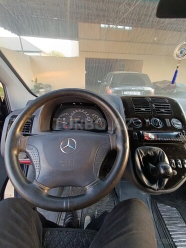Mercedes Vito 112 2001, 388,000 km - 2.2 л - Şirvan
