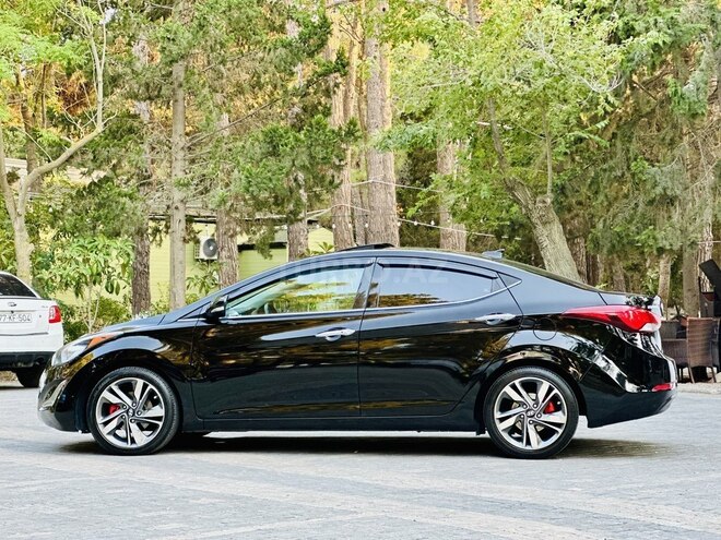 Hyundai Elantra 2016, 105,000 km - 1.8 л - Bakı