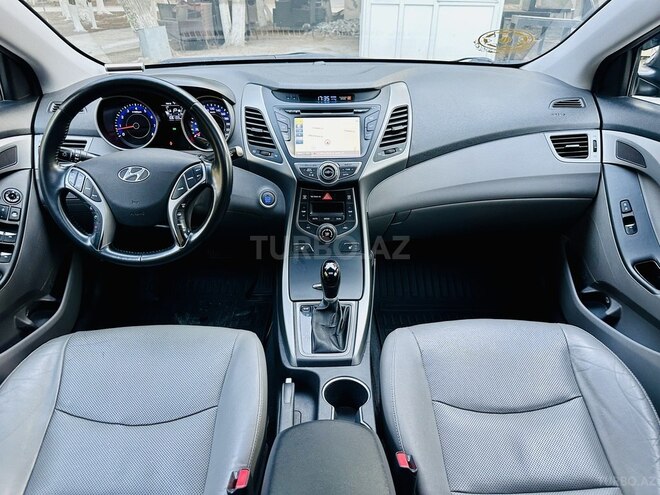 Hyundai Elantra 2016, 105,000 km - 1.8 л - Bakı