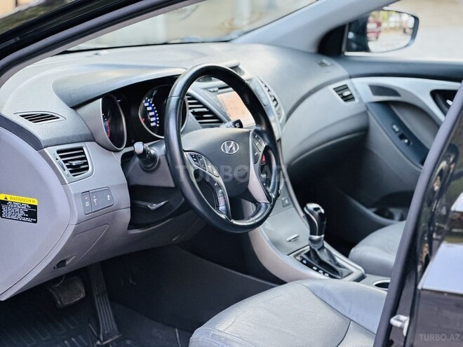 Hyundai Elantra 2016, 105,000 km - 1.8 л - Bakı