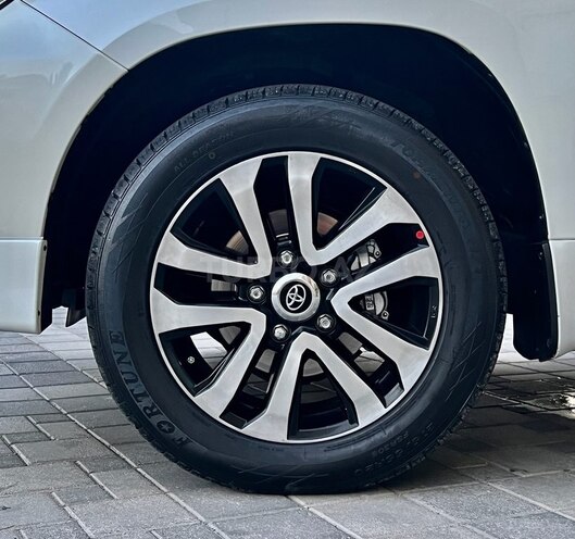 Toyota Land Cruiser 2011, 155,000 km - 4.0 l - Sumqayıt