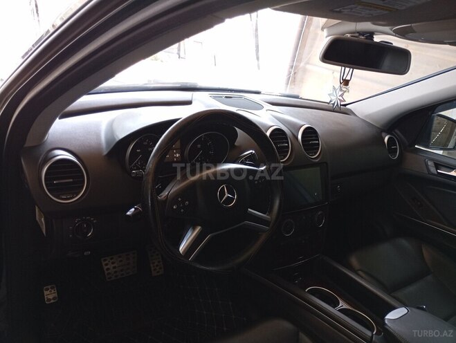 Mercedes ML 350 4MATIC-15