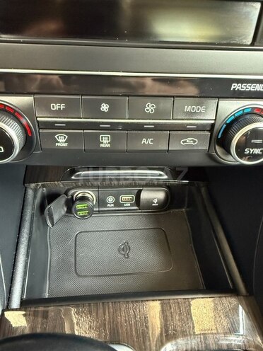 Kia K5-16